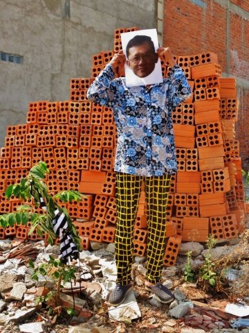 A member of Boeng Kak community (where around 20.000 people were